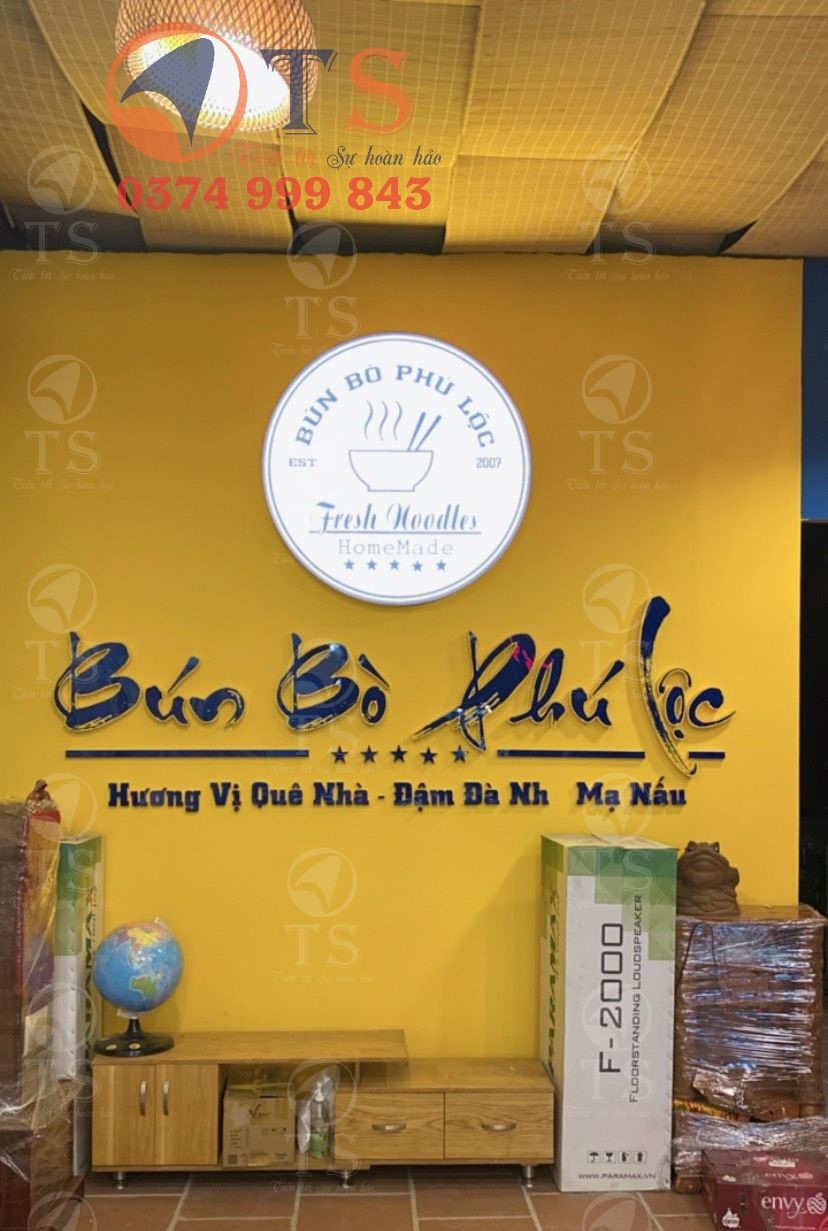 Lên đèn cho Logo trong nhà