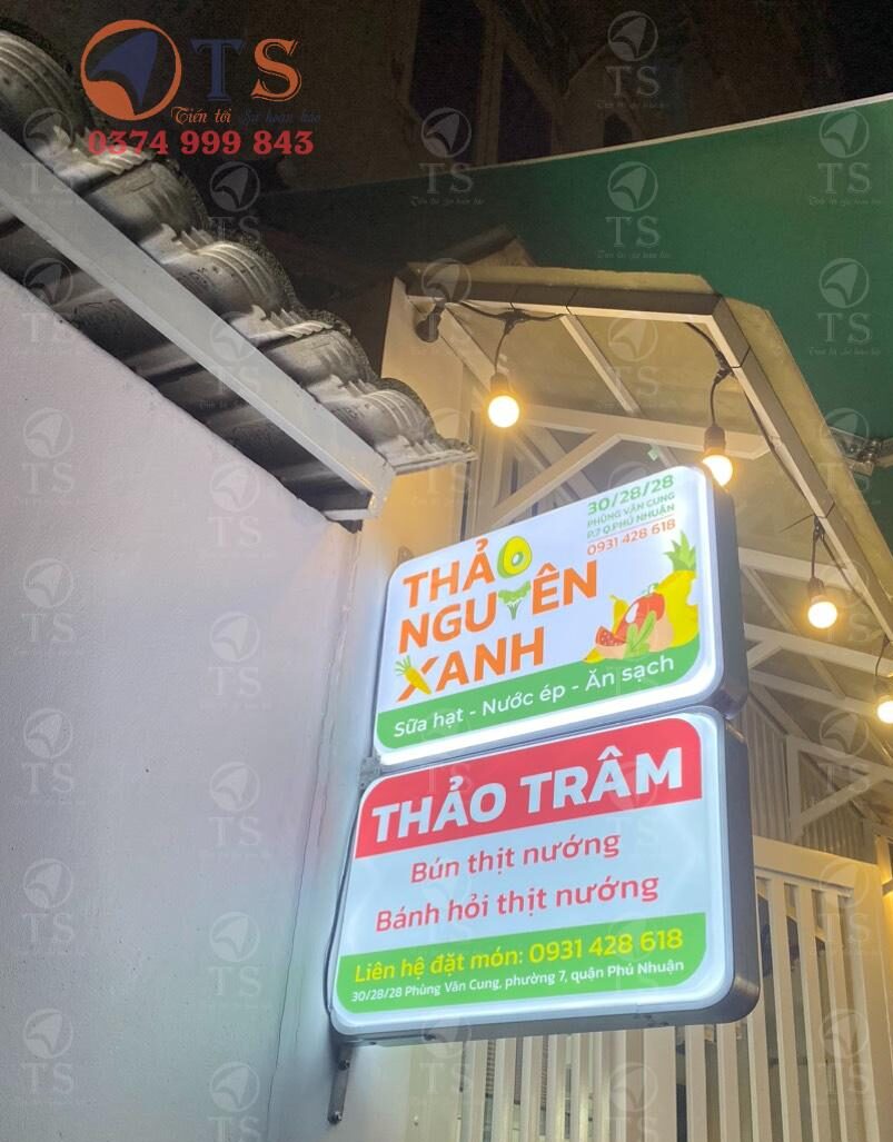 Hộp đèn hút nổi hình chữ nhật